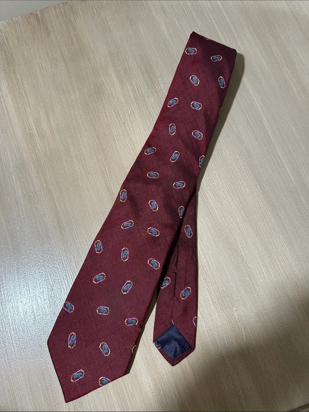 Vintage Colours by Alexander Julian silk tie